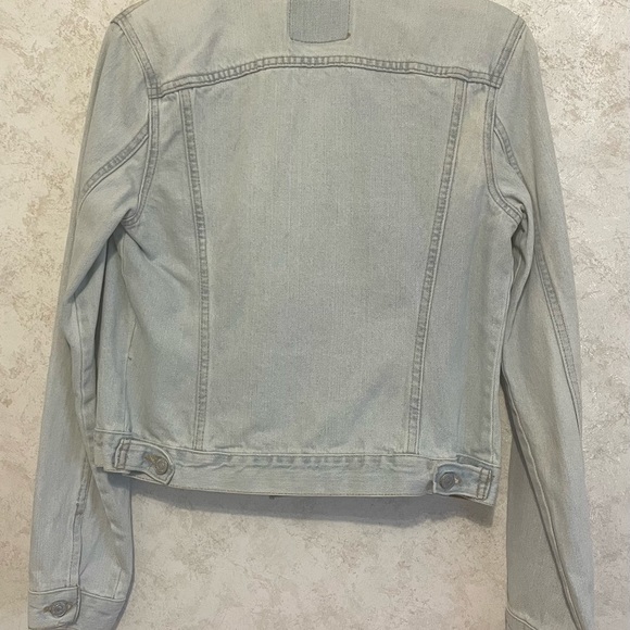 Levi's Trucker Jeans Jacket Women Denim Size Large Light Wash Metal Buttons - Picture 5 of 16